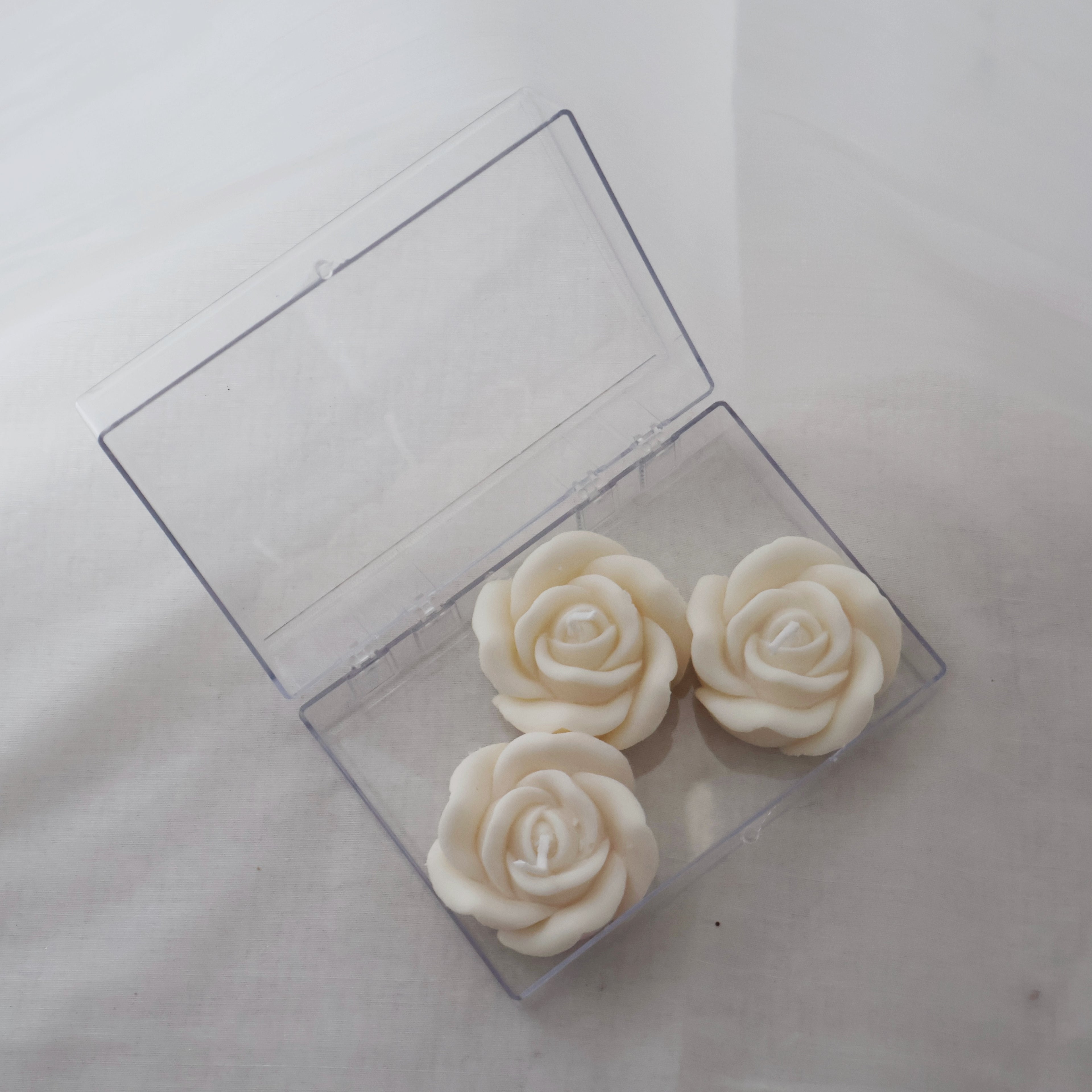Love Triangle Rose Candle Set