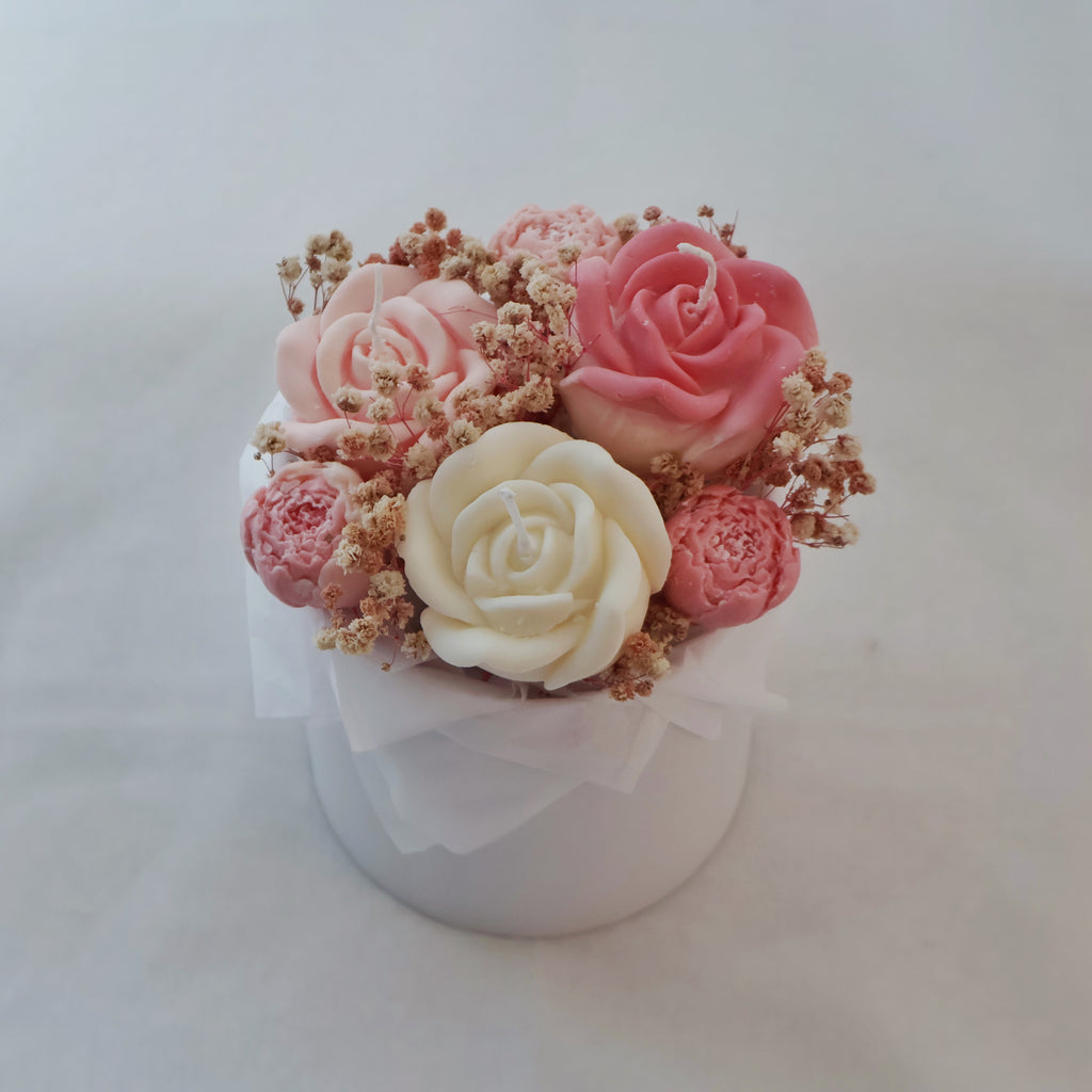 Ivory Rose Bouquet Candle